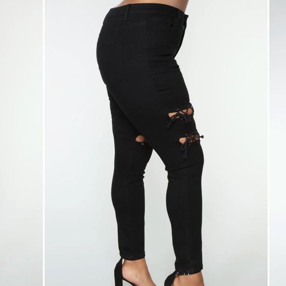 FASHION NOVA - See Ya On The Flip Side Skinny Jean - Picture 3 of 7